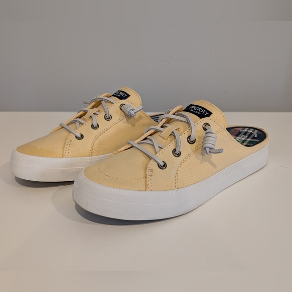 Sperry Shoes - Sperry Crest Vibe Yellow Chambray Mule Sneakers Women Size 8